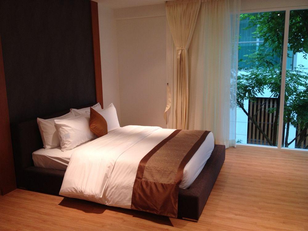 The Privilege Residence Patong Exterior foto