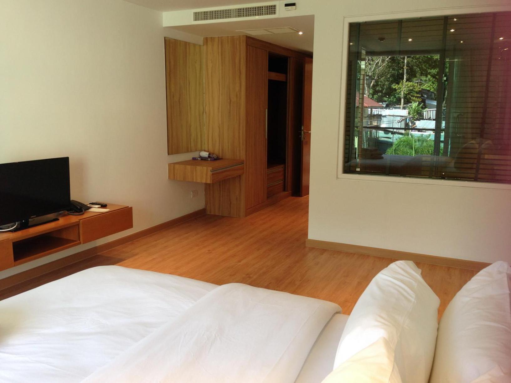 The Privilege Residence Patong Exterior foto