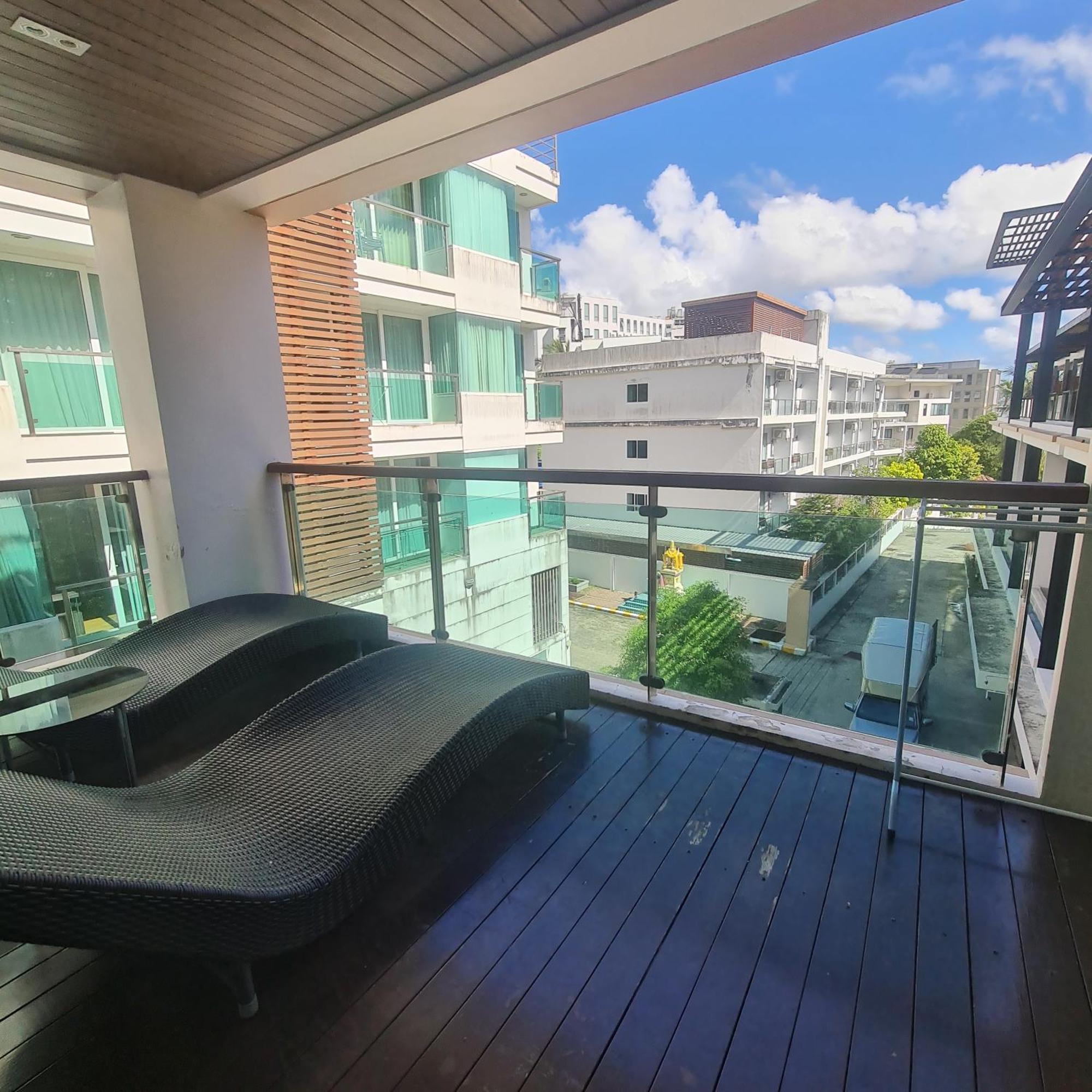 The Privilege Residence Patong Exterior foto