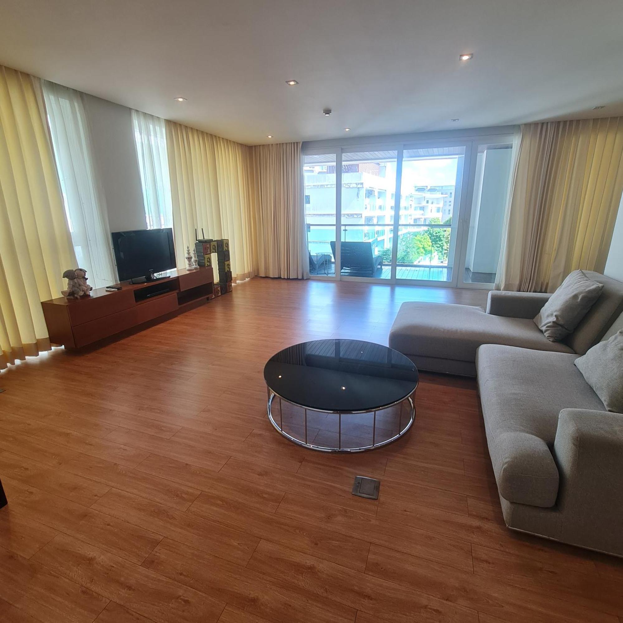 The Privilege Residence Patong Exterior foto