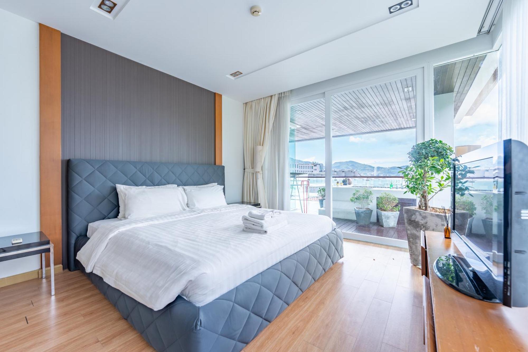 The Privilege Residence Patong Exterior foto