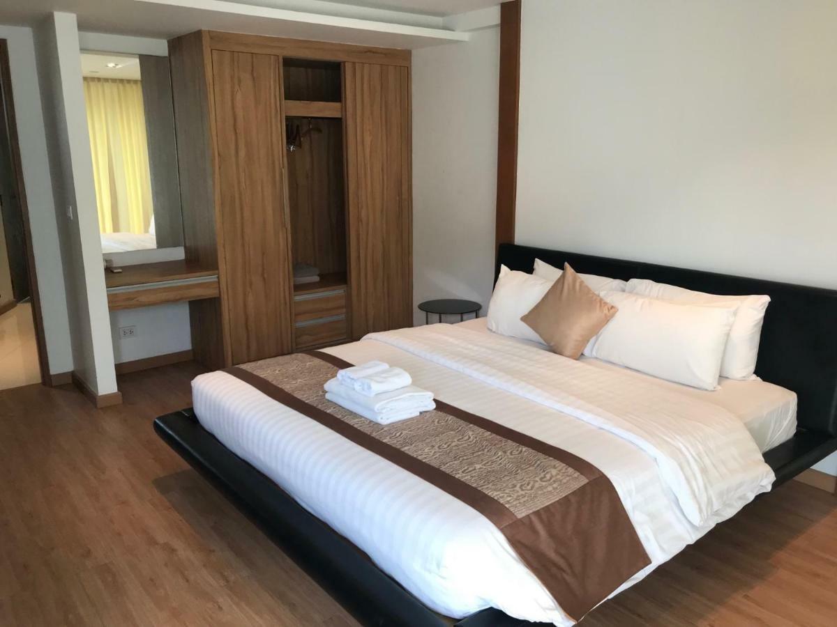 The Privilege Residence Patong Exterior foto